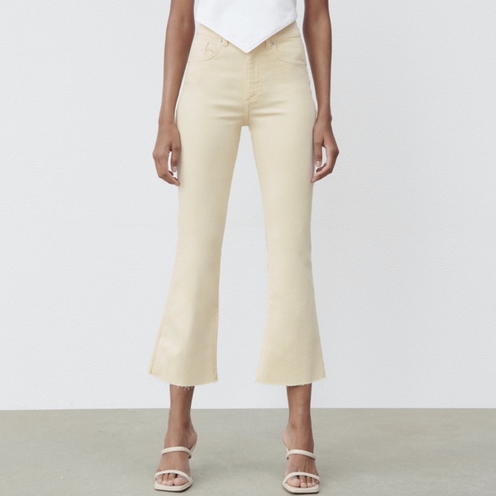 Zara Jeans | Zara Cropped Flare Jeans Vanilla